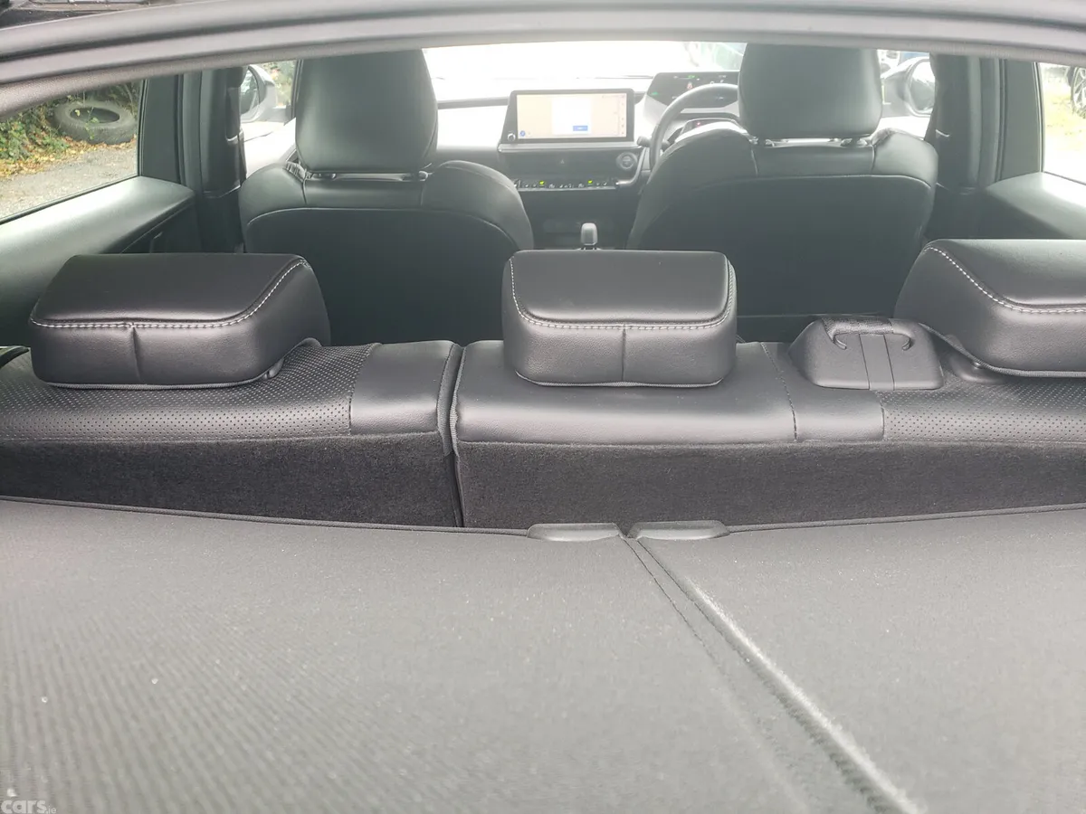 Toyota Prius Hatchback, Petrol Plug-in Hybrid, 2023, Black