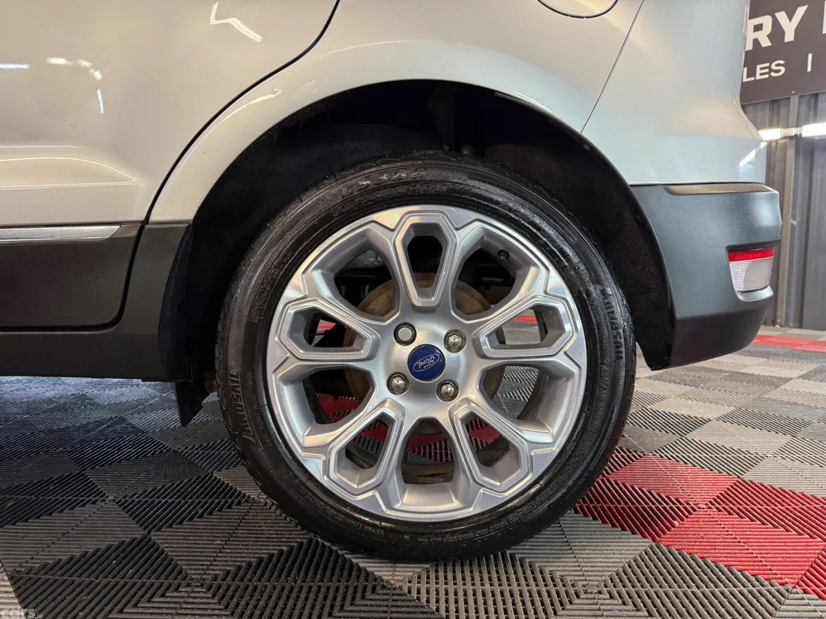 Ford EcoSport SUV, Petrol, 2020, Grey