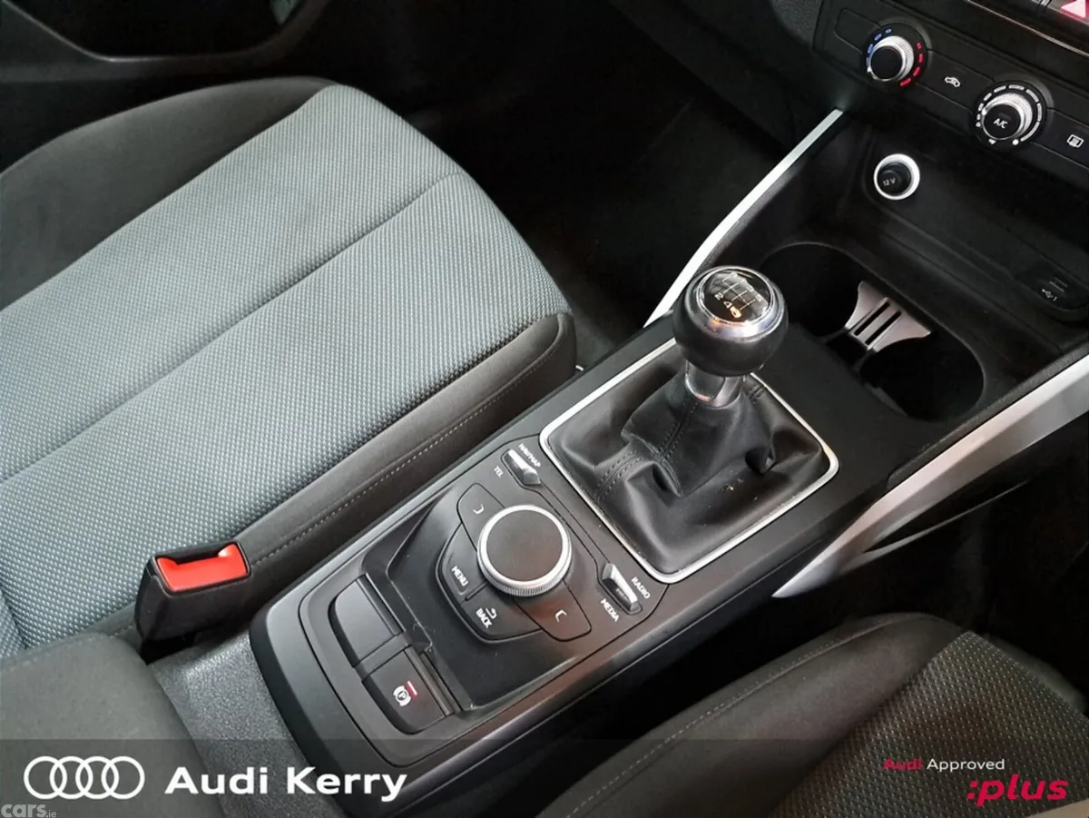Audi Q2 SUV, Petrol, 2017, Silver