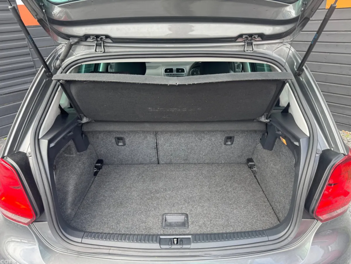 Volkswagen Polo Hatchback, Petrol, 2013, Grey