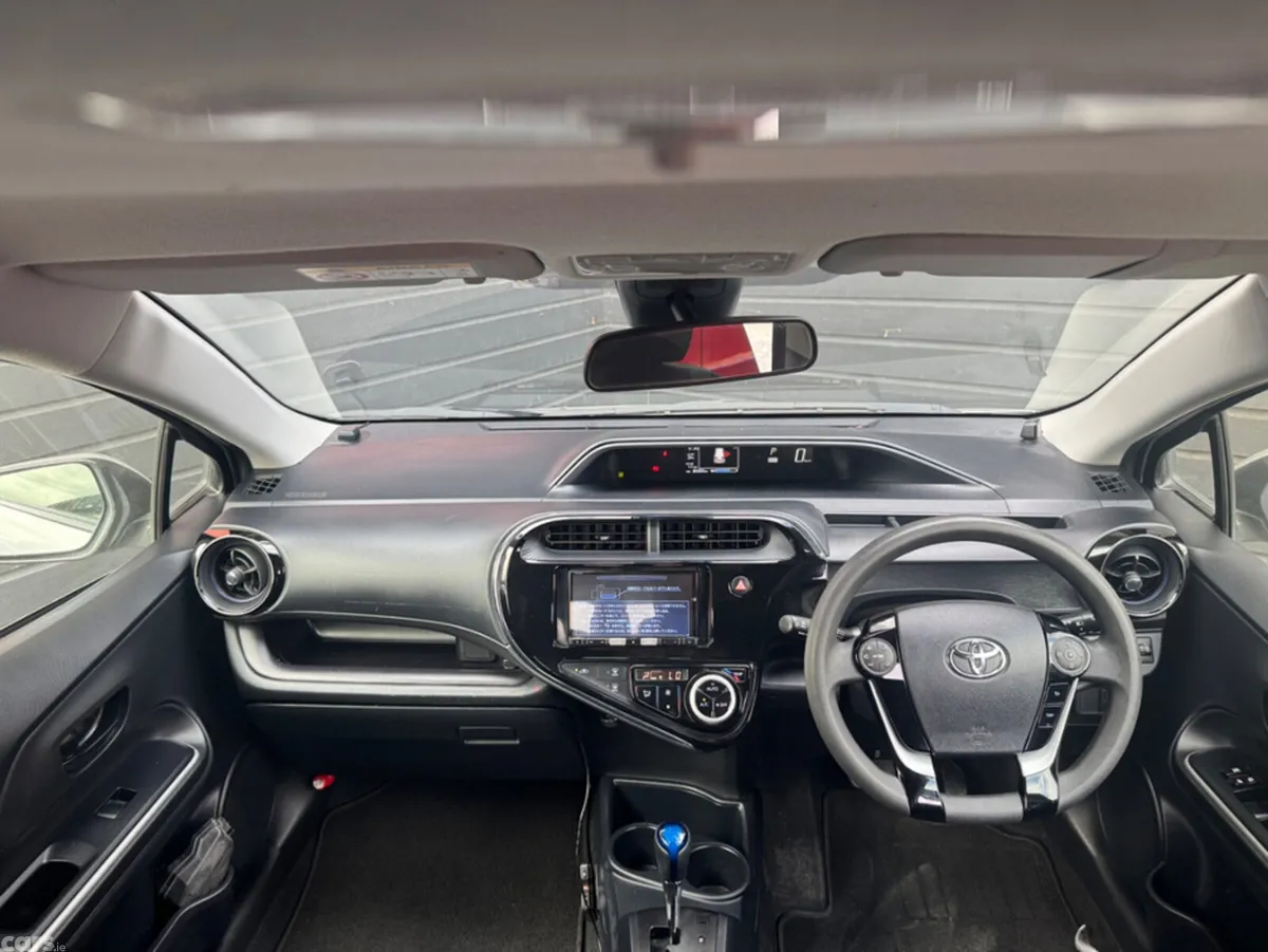 Toyota Aqua Hatchback, Petrol Hybrid, 2021, Silver