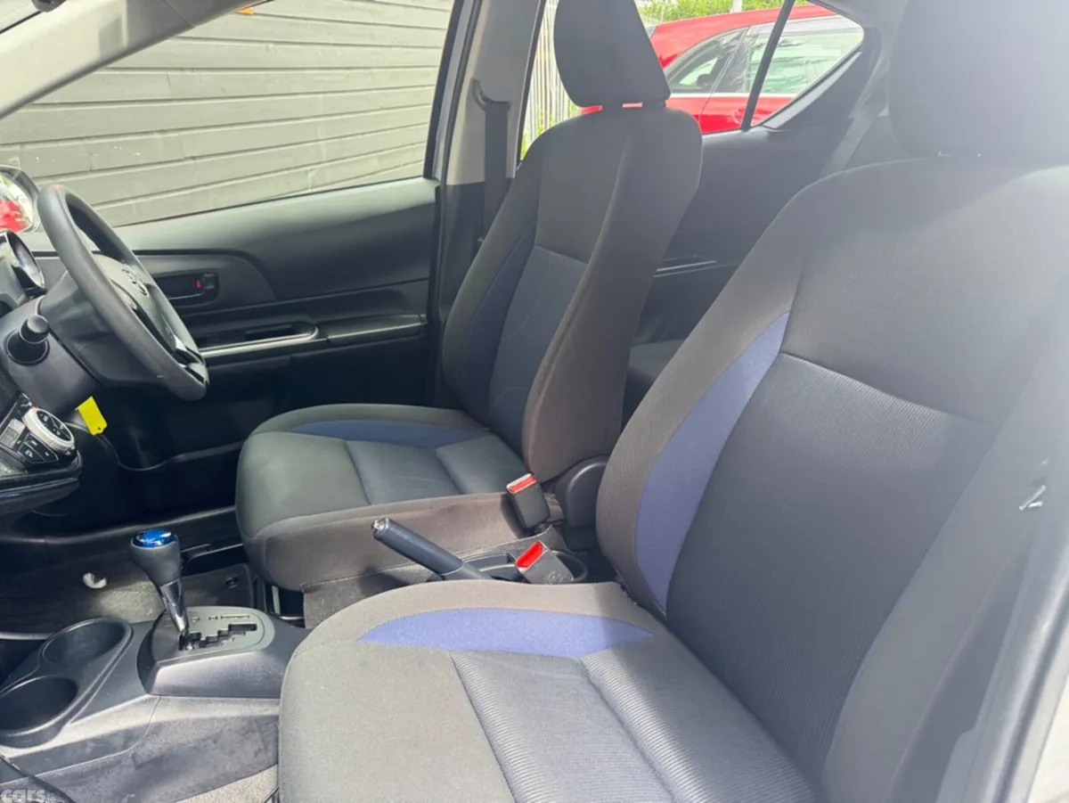 Toyota Aqua Hatchback, Petrol Hybrid, 2021, Silver