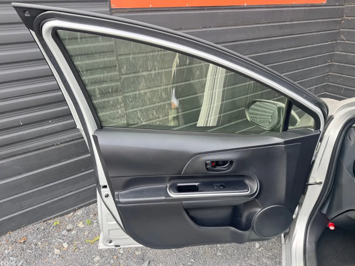 Toyota Aqua Hatchback, Petrol Hybrid, 2021, Silver