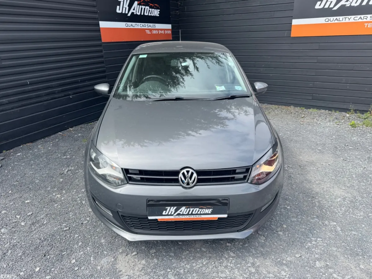 Volkswagen Polo Hatchback, Petrol, 2013, Grey