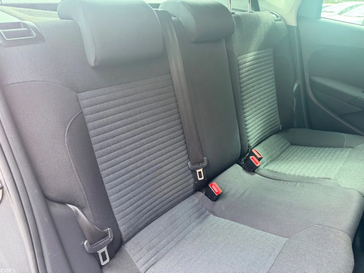 Volkswagen Polo Hatchback, Petrol, 2013, Grey