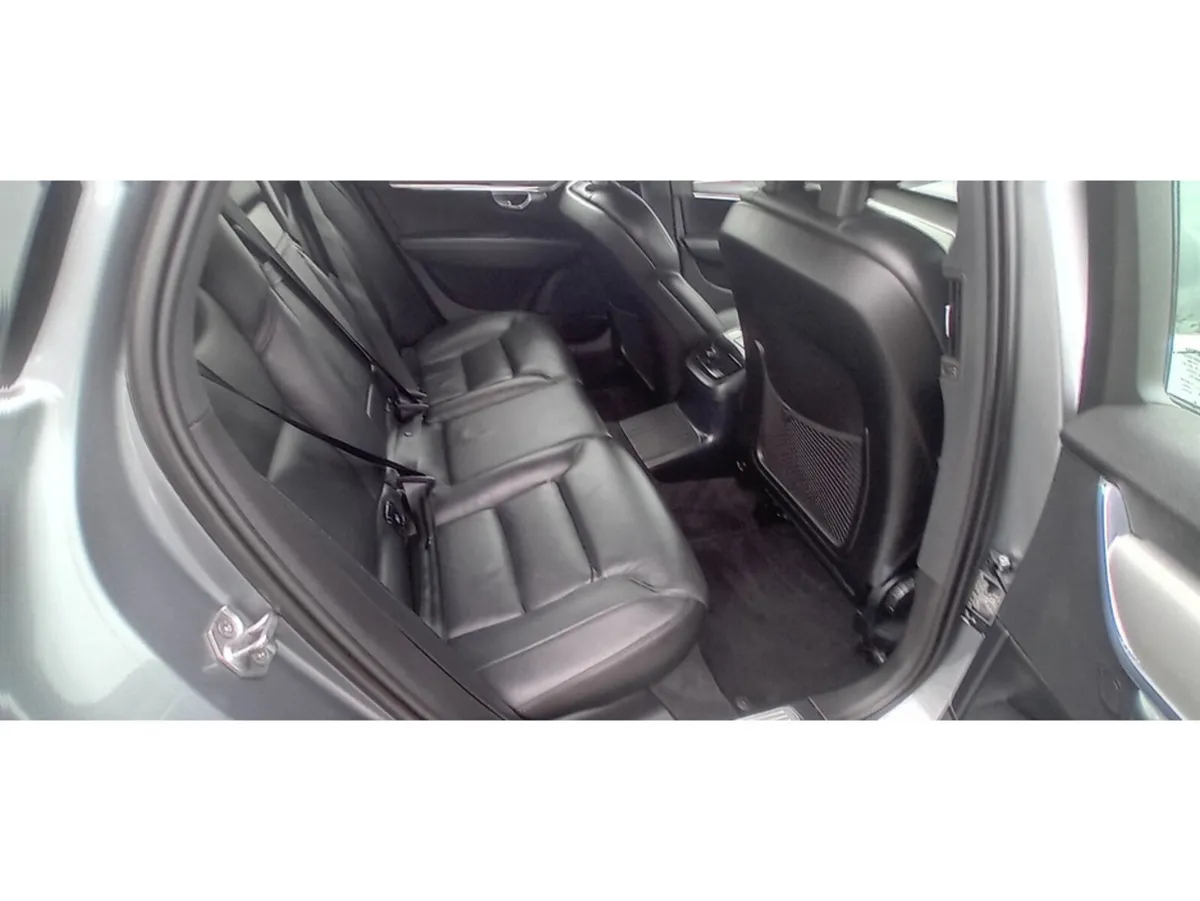 Volvo S90 Saloon, Petrol Plug-in Hybrid, 2019, Grey