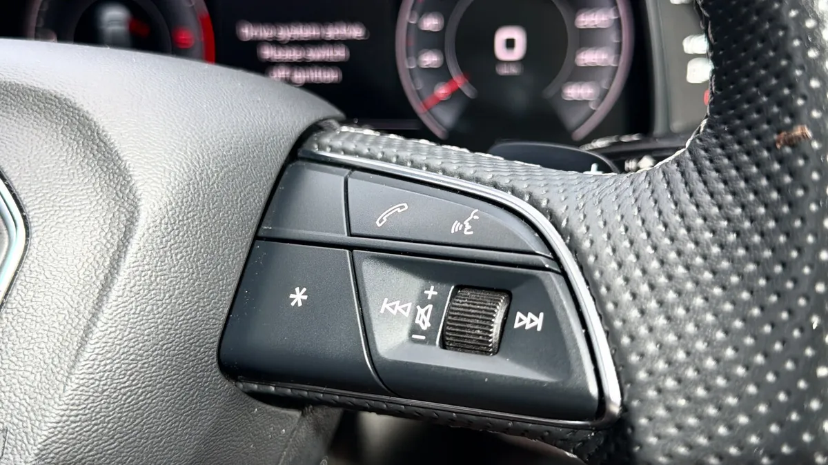Audi Q8 Hatchback, Diesel, 2023, Grey