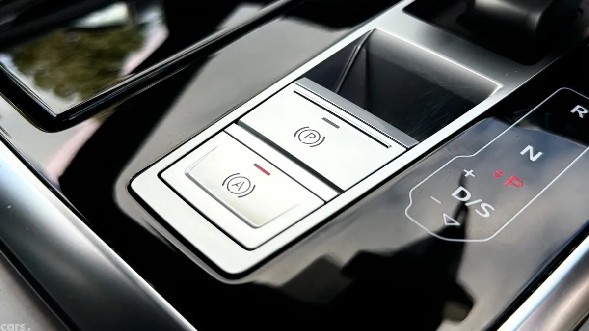 Audi Q8 Hatchback, Diesel, 2023, Grey