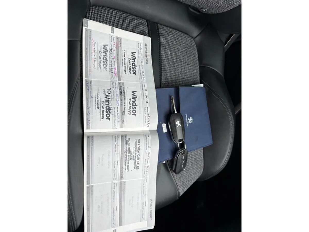 Peugeot 3008 MPV, Petrol, 2019, Grey
