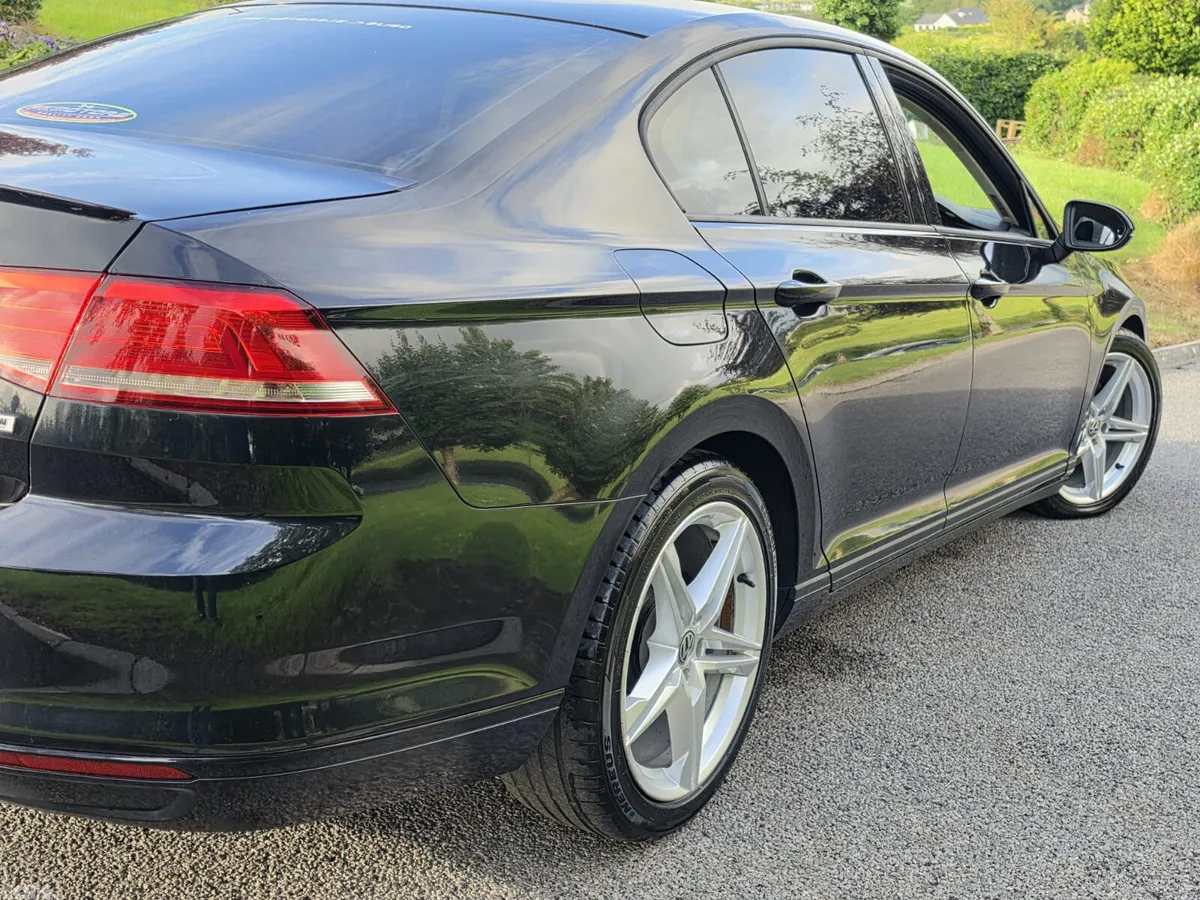 Volkswagen Passat Saloon, Diesel, 2015, Black