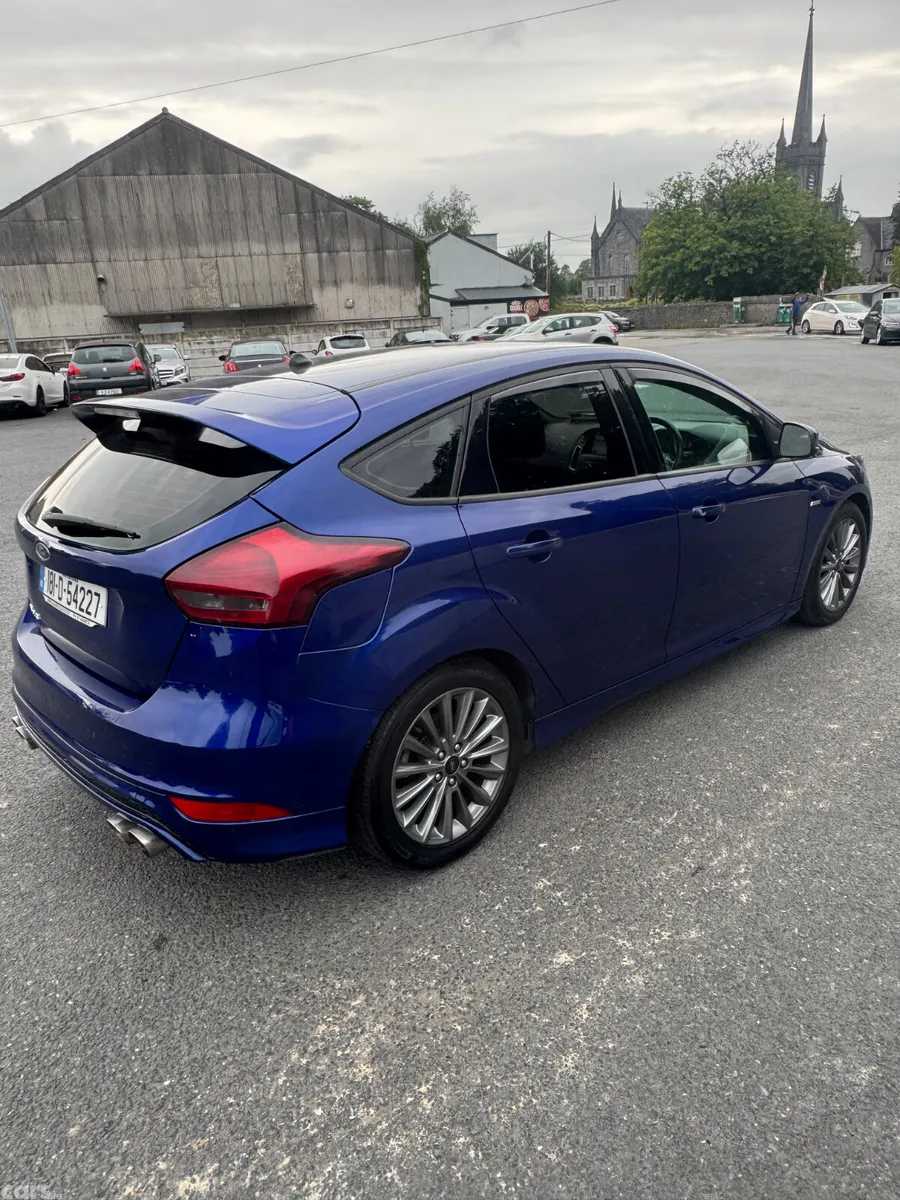 Ford Focus Hatchback, Diesel, 2018, Blue