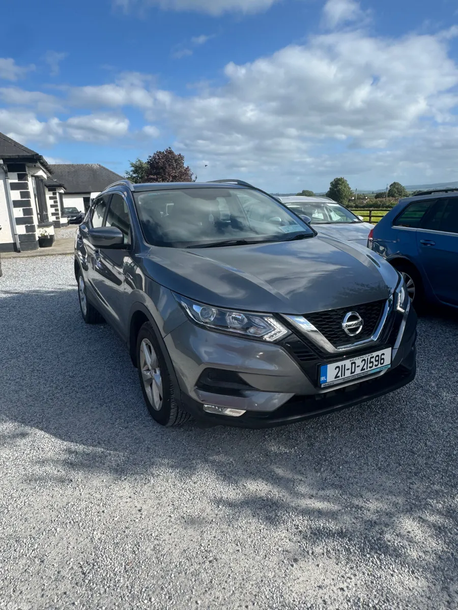 Nissan Qashqai MPV, Petrol, 2021, Grey