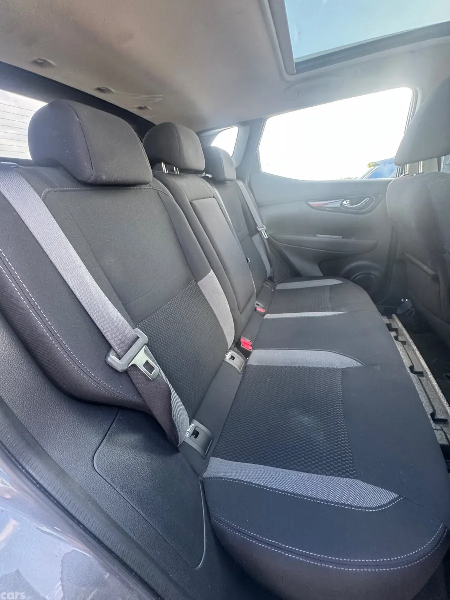 Nissan Qashqai MPV, Petrol, 2021, Grey