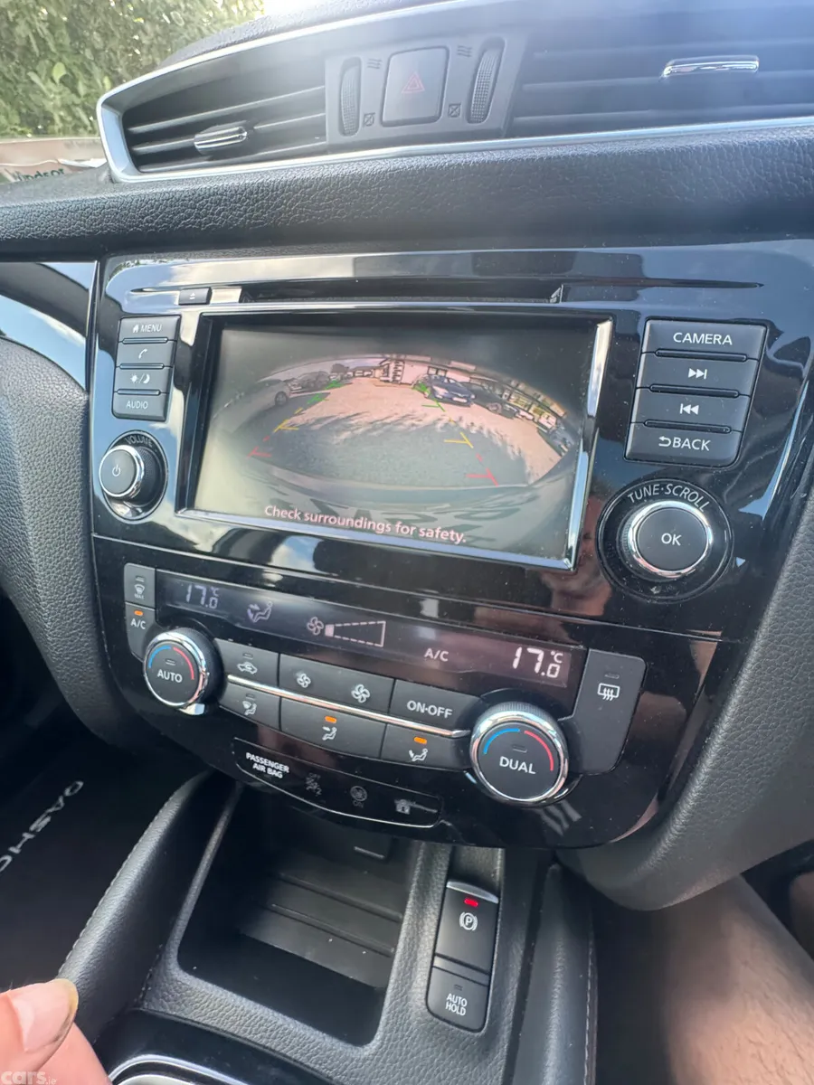 Nissan Qashqai MPV, Petrol, 2021, Grey