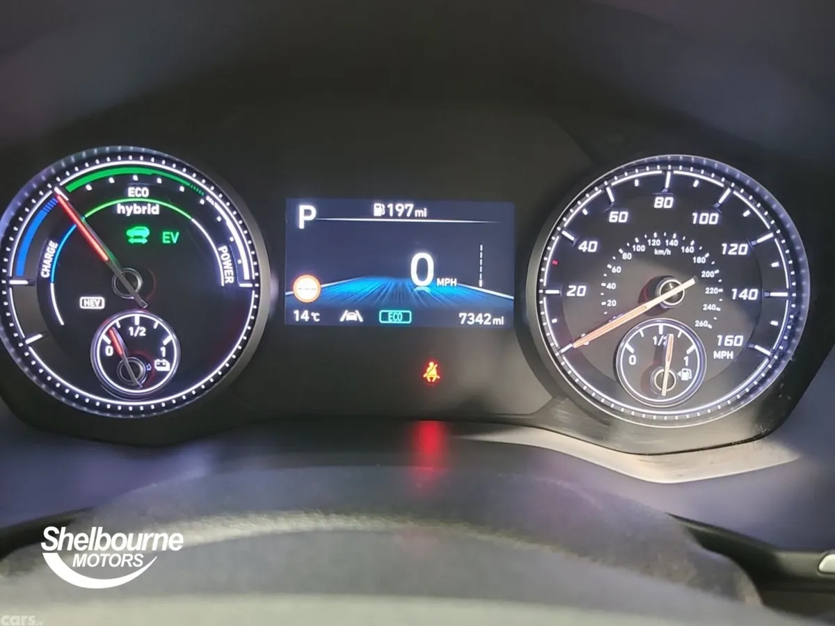 Hyundai Santa Fe Estate, Petrol Hybrid, 2023, White