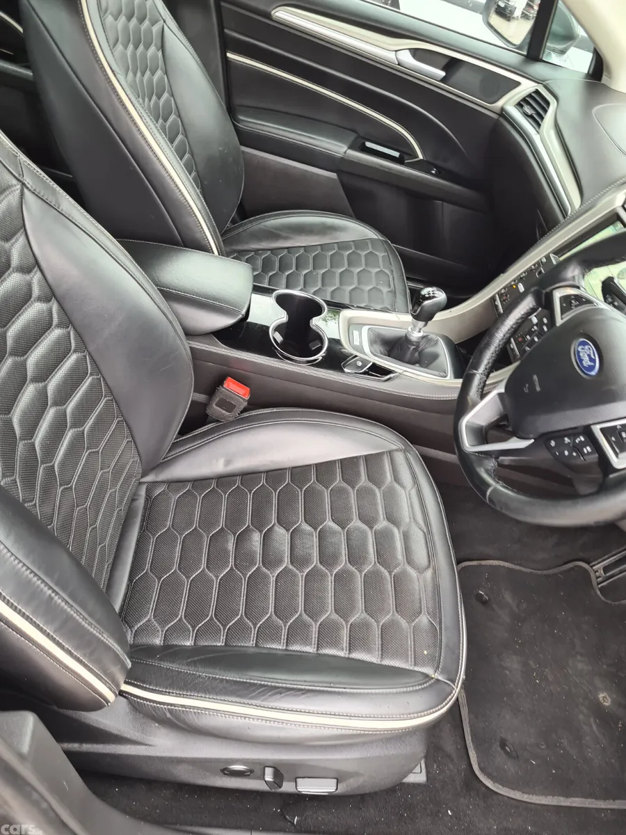 Ford Mondeo Hatchback, Diesel, 2019, Grey