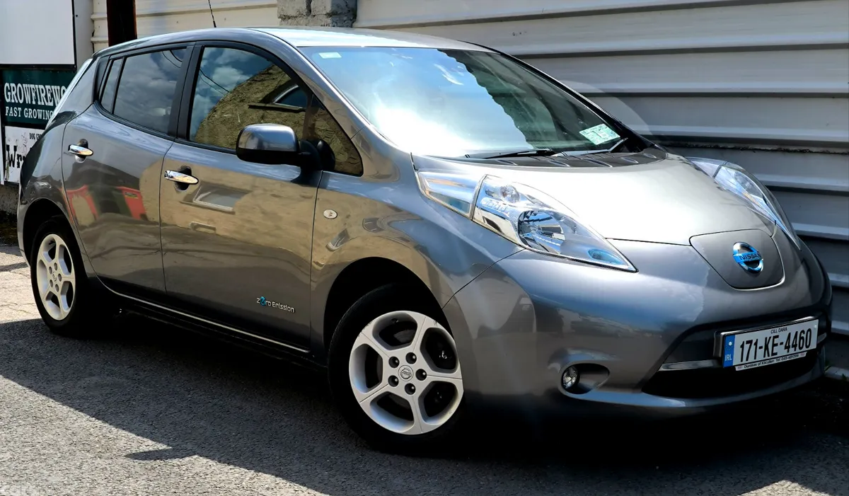 Nissan Leaf Hatchback, Electric, 2017, Grey