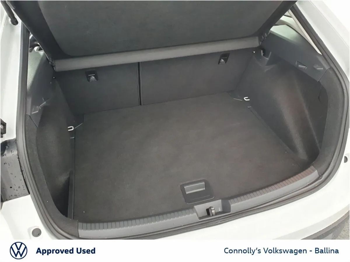 Volkswagen Taigo Estate, Petrol, 2022, White