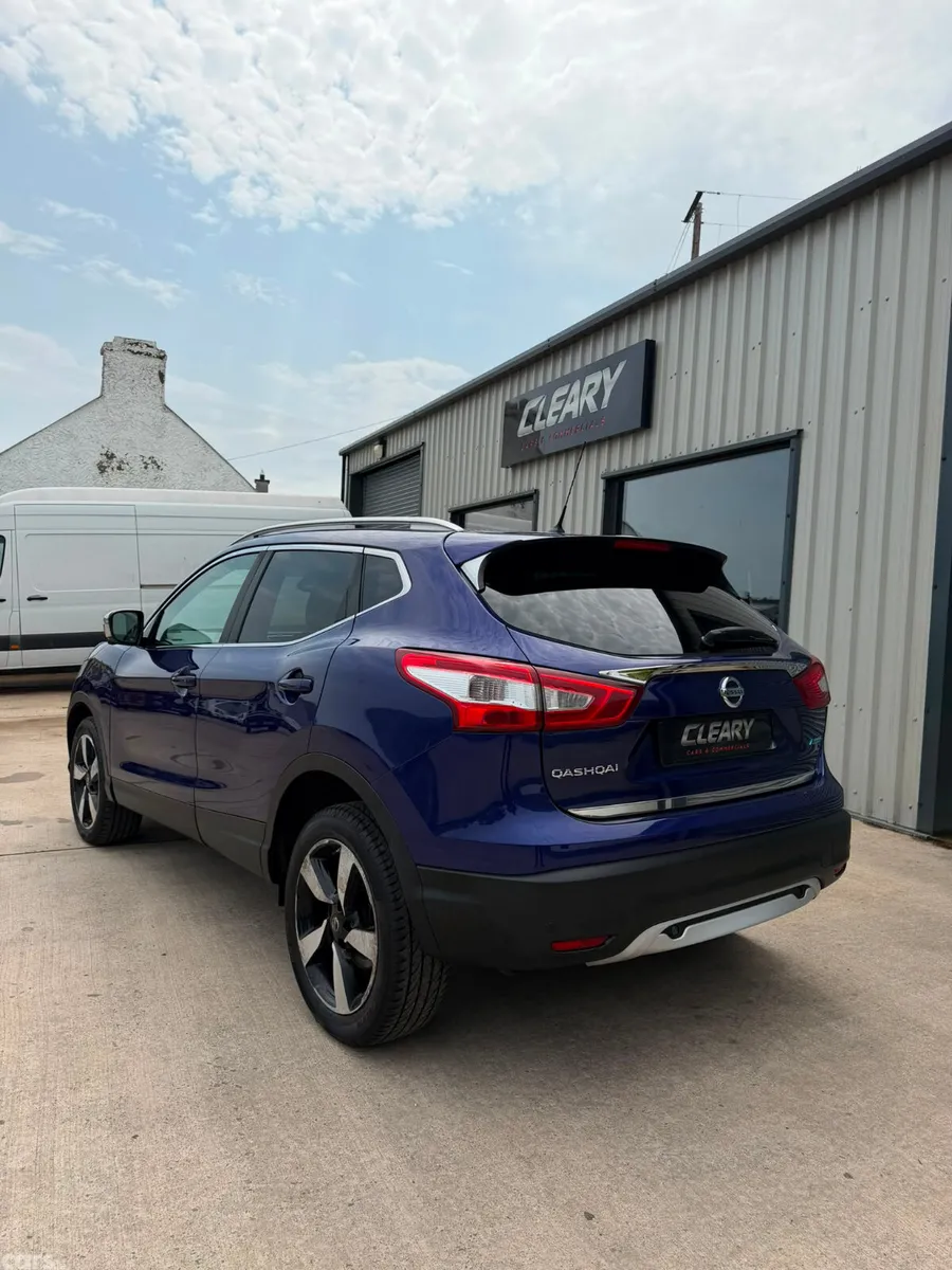 Nissan Qashqai SUV, Diesel, 2016, Blue