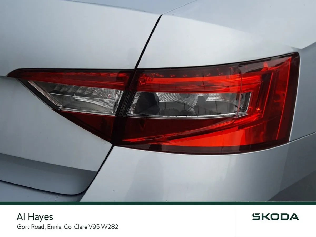 Skoda Superb Saloon, Diesel, 2022, Silver