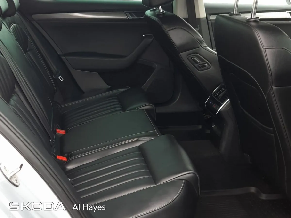 Skoda Superb Saloon, Diesel, 2022, Silver