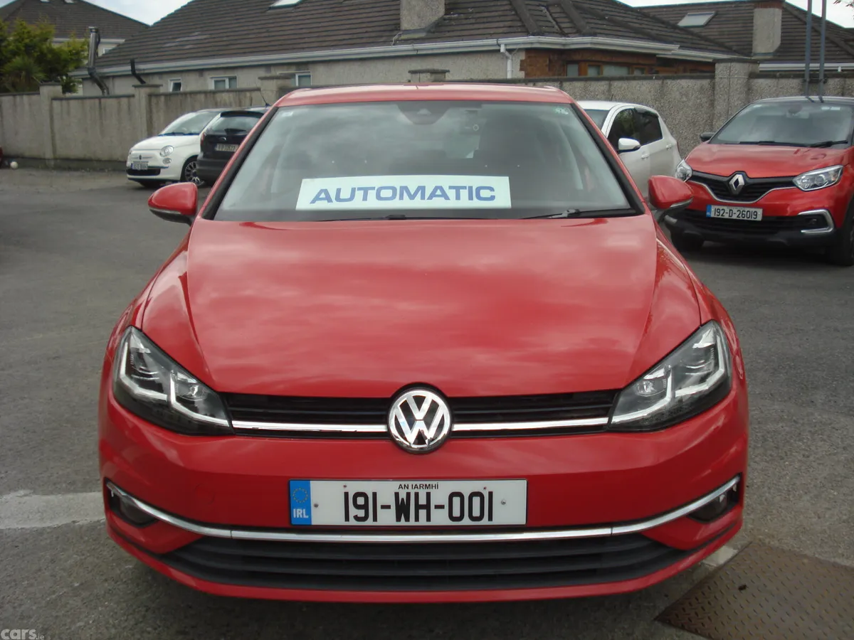 Volkswagen Golf Hatchback, Petrol, 2019, Red