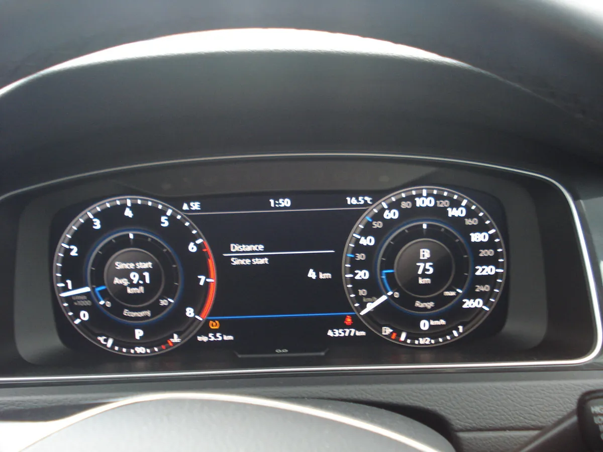 Volkswagen Golf Hatchback, Petrol, 2019, Red