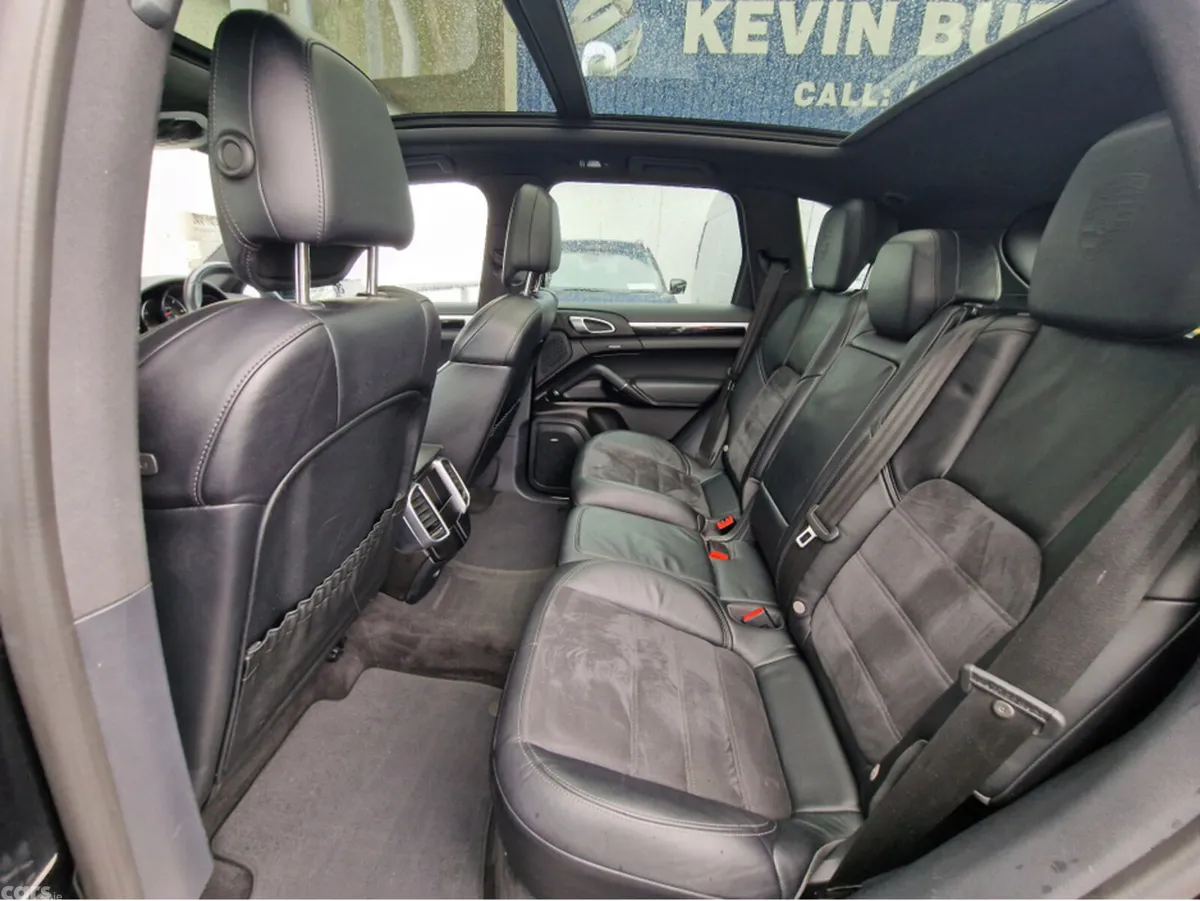 Porsche Cayenne SUV, Diesel, 2018, Black