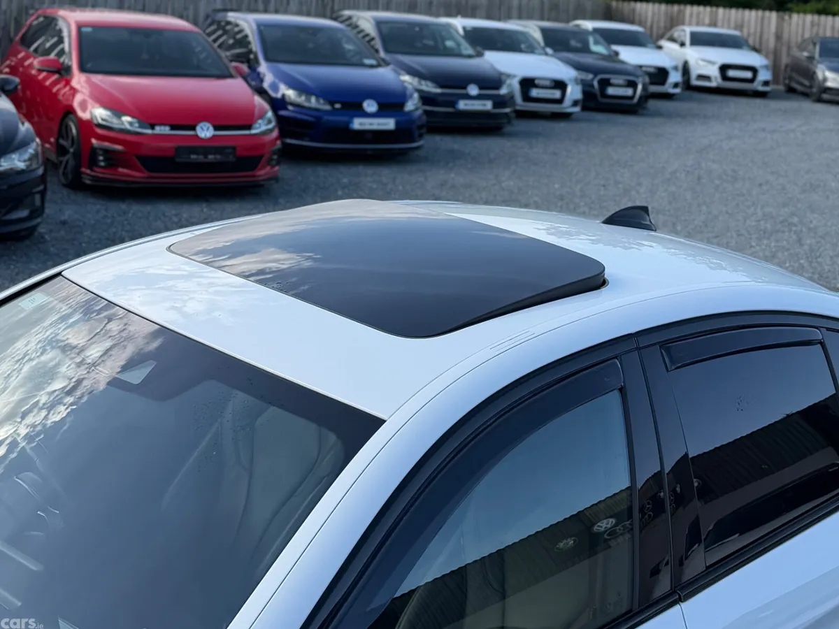 BMW 5-Series Saloon, Diesel, 2019, White