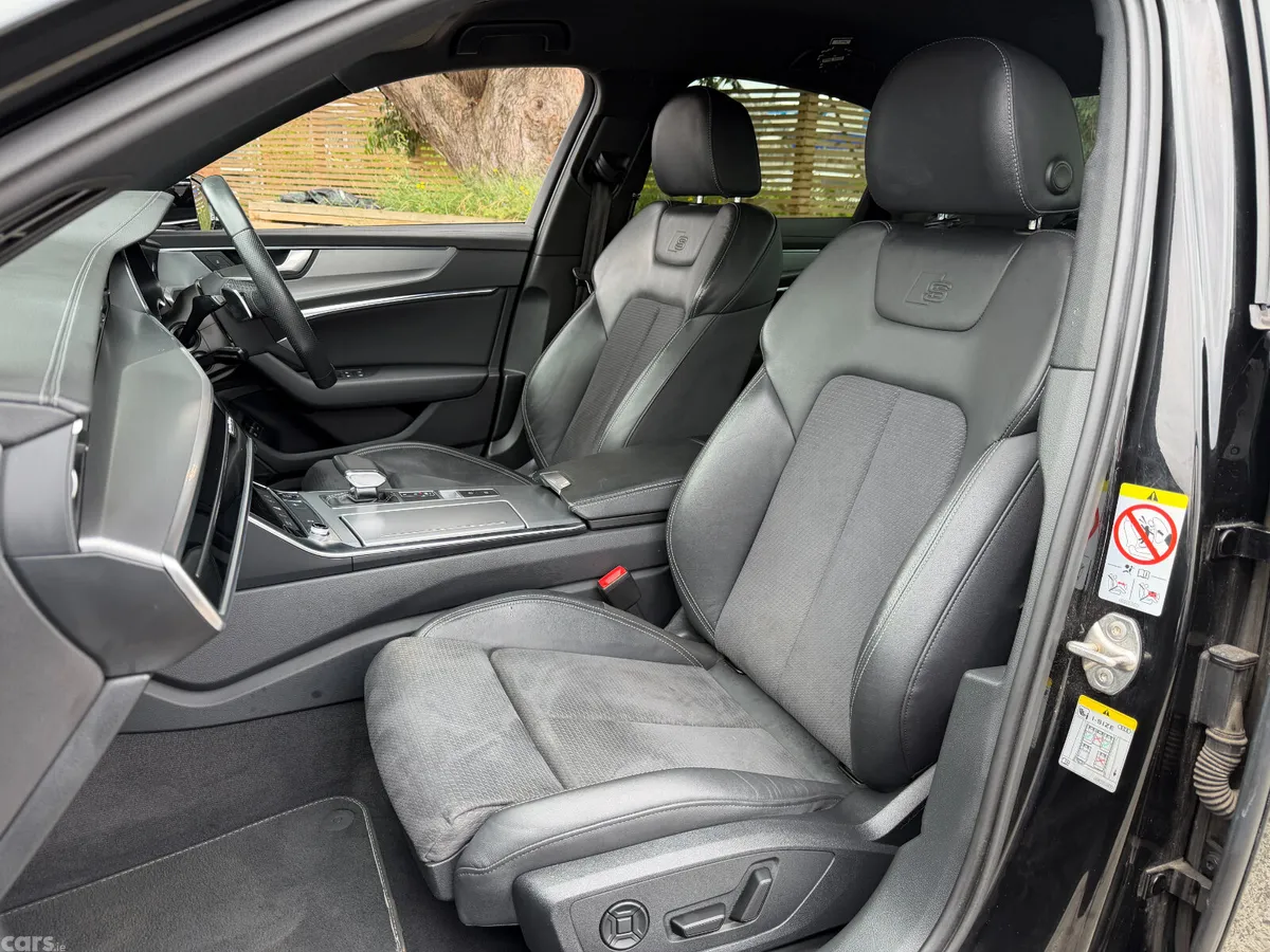 Audi A6 Saloon, Petrol Plug-in Hybrid, 2023, Black