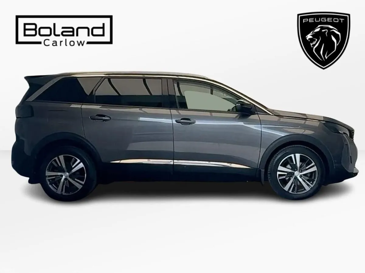Peugeot 5008 MPV, Diesel, 2022, Grey