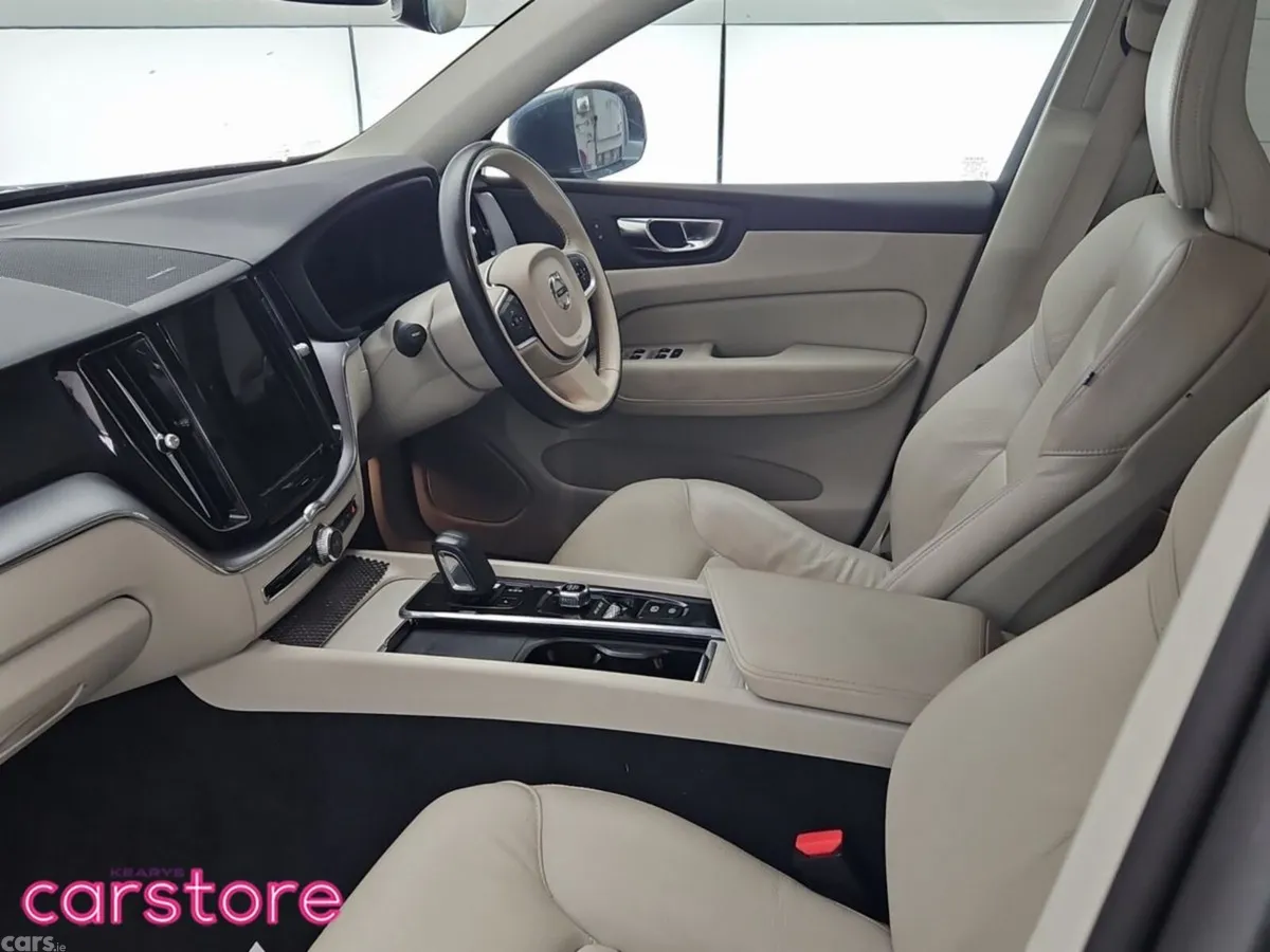 Volvo XC60 SUV, Diesel, 2021, Blue