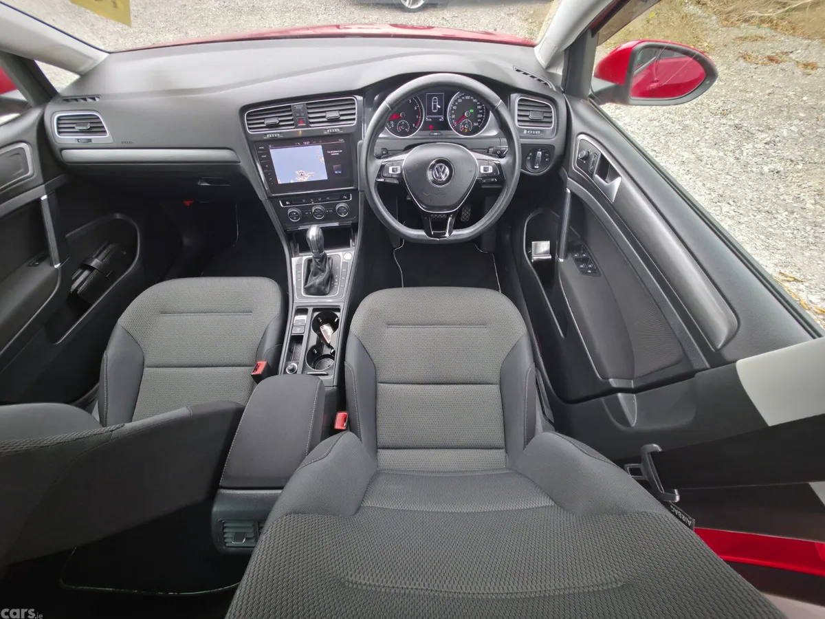 Volkswagen Golf Hatchback, Petrol, 2018, Red