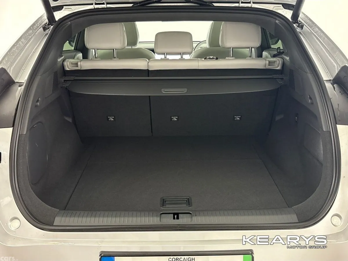 XPeng G6 Hatchback, Electric, 2026, Grey