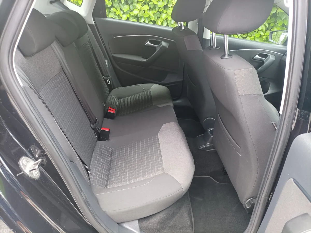 Volkswagen Polo Hatchback, Petrol, 2015, Black