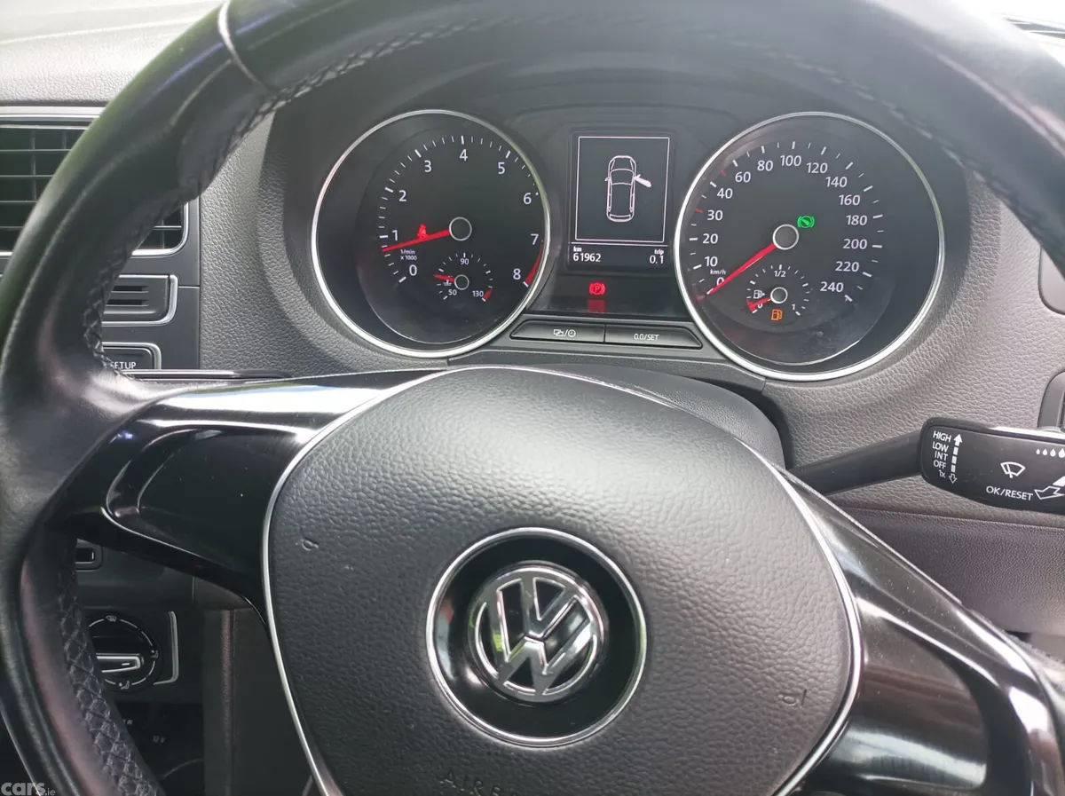 Volkswagen Polo Hatchback, Petrol, 2015, Black