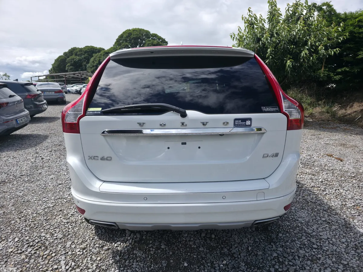 Volvo XC60 SUV, Diesel, 2017, White