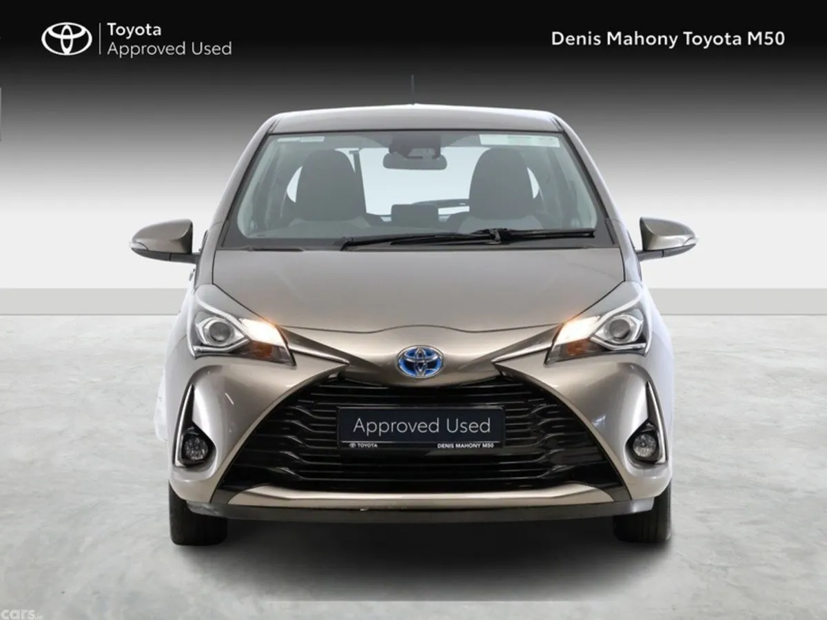Toyota Yaris Hatchback, Petrol Hybrid, 2020, Bronze