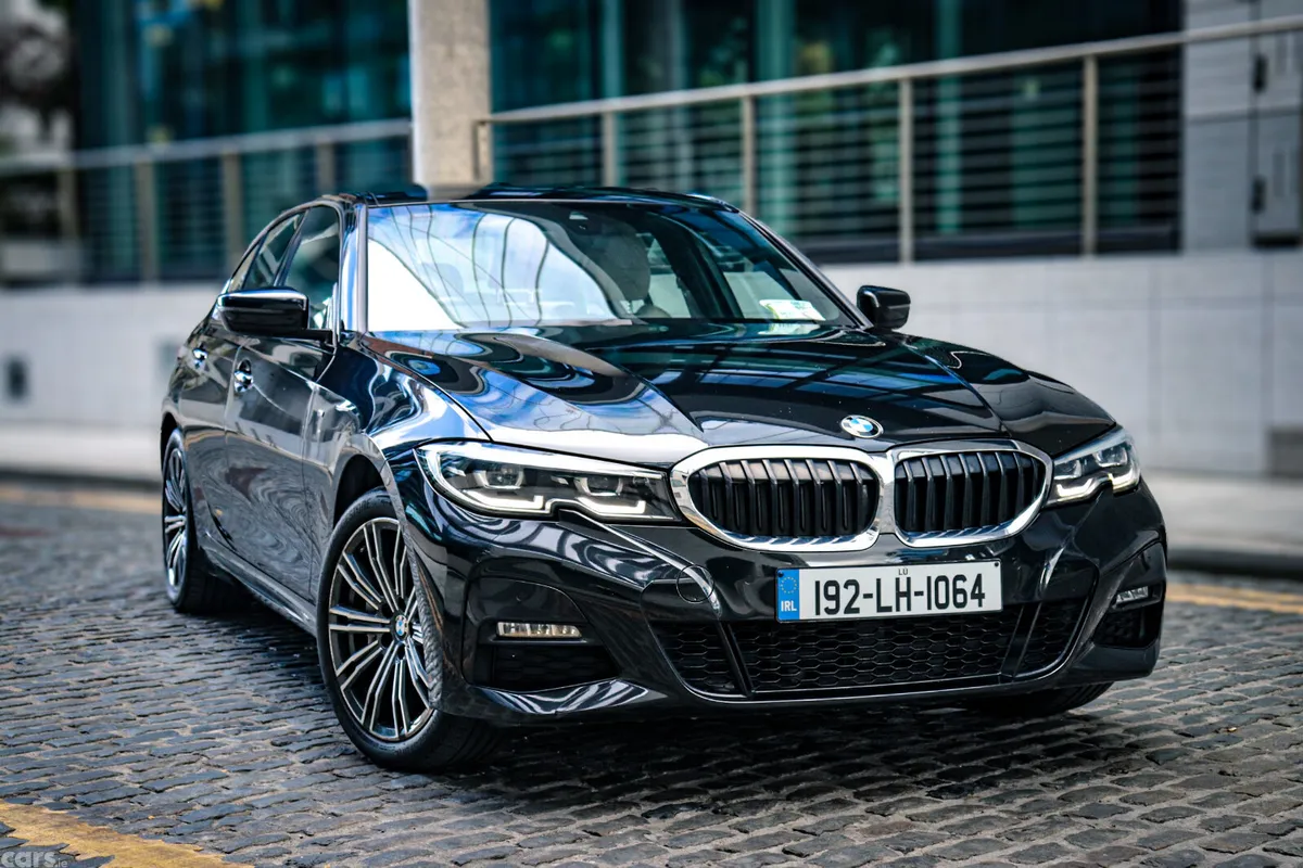 BMW 3-Series Saloon, Petrol Plug-in Hybrid, 2019, Black