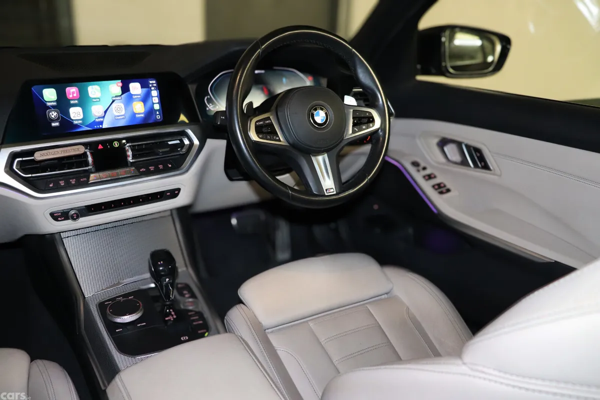 BMW 3-Series Saloon, Petrol Plug-in Hybrid, 2019, Black