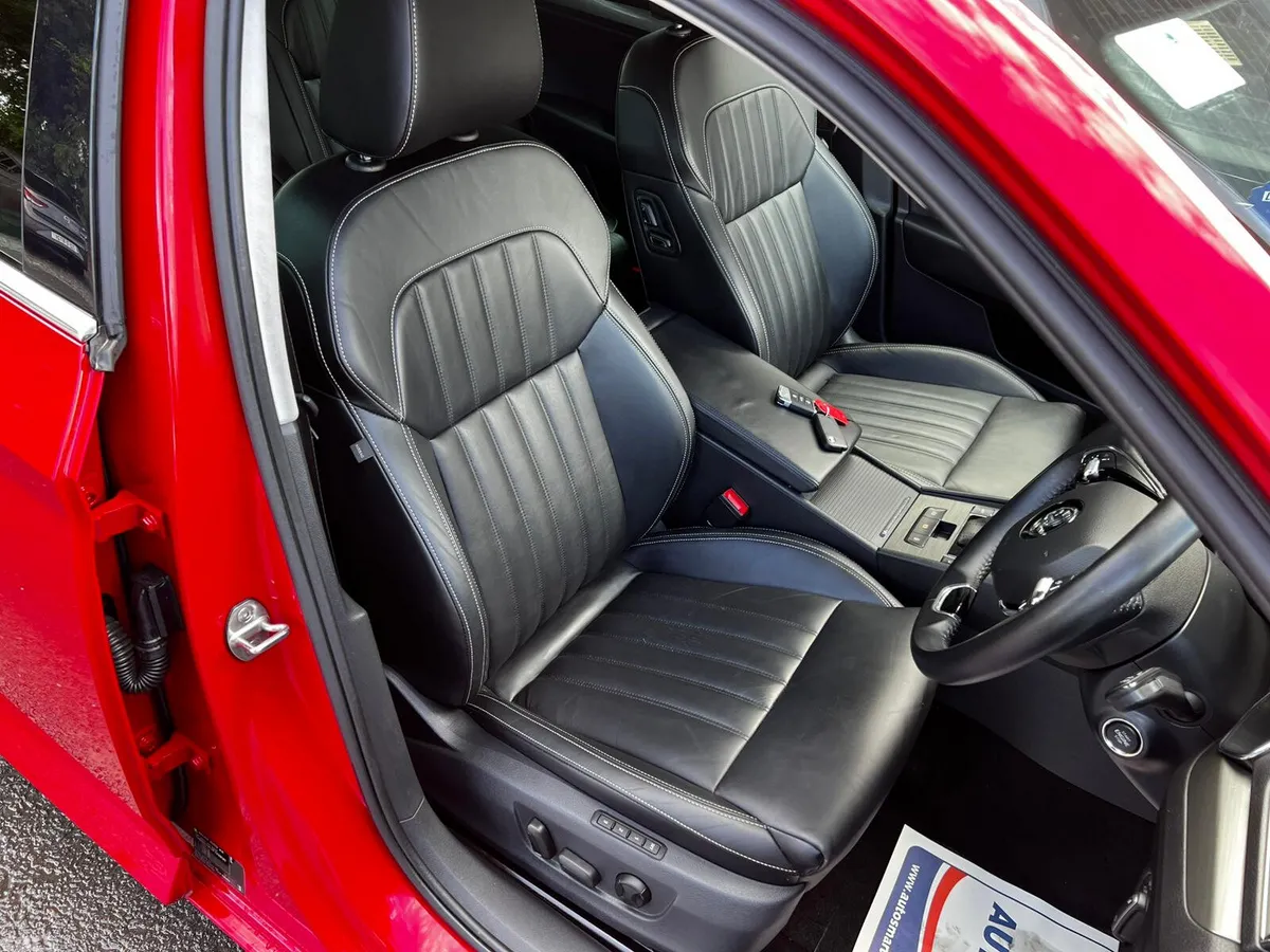 Skoda Superb Saloon, Diesel, 2023, Red