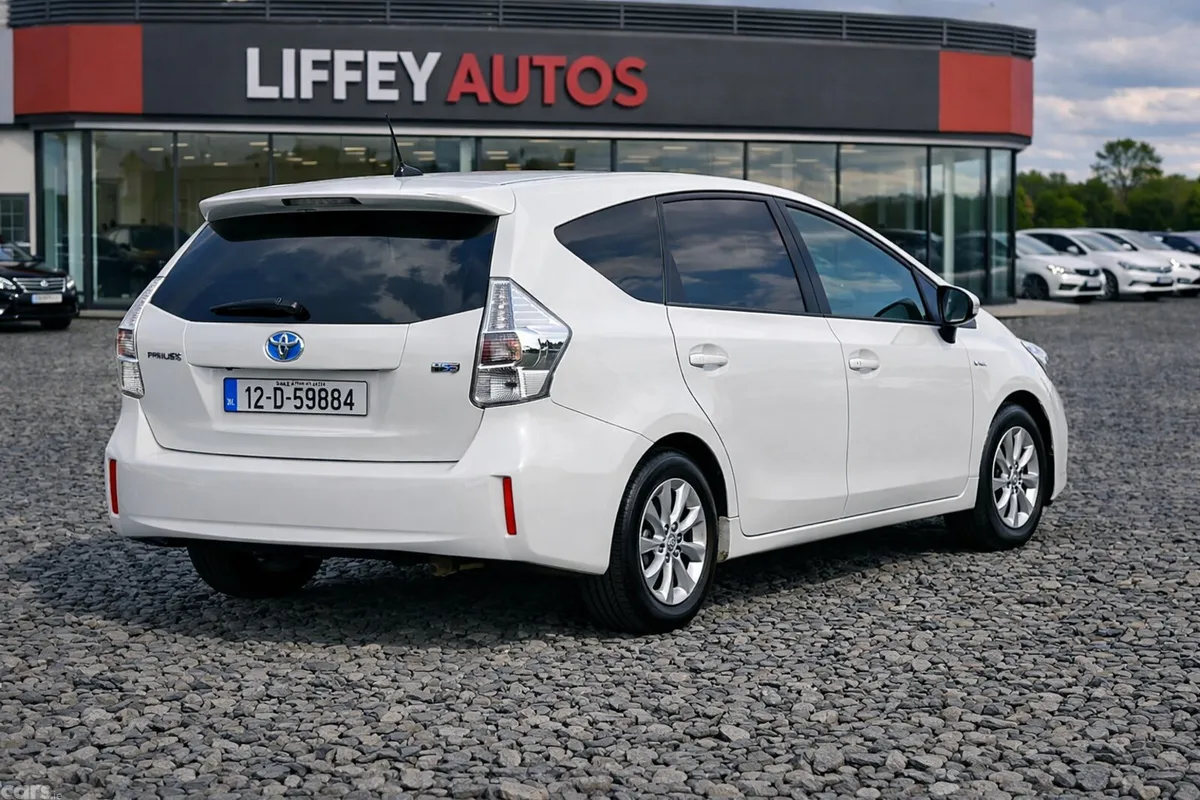 Toyota Prius Estate, Petrol Hybrid, 2012, White