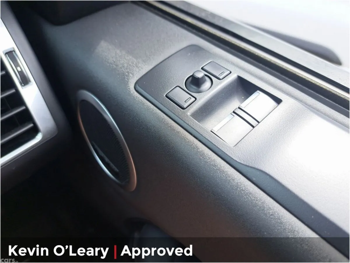 Land Rover Discovery SUV, Diesel, 2022, Black