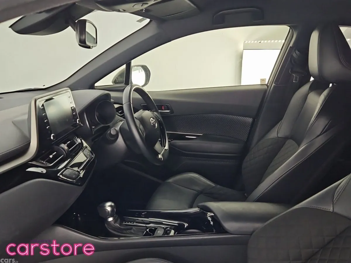 Toyota C-HR Hatchback, Petrol Hybrid, 2020, White