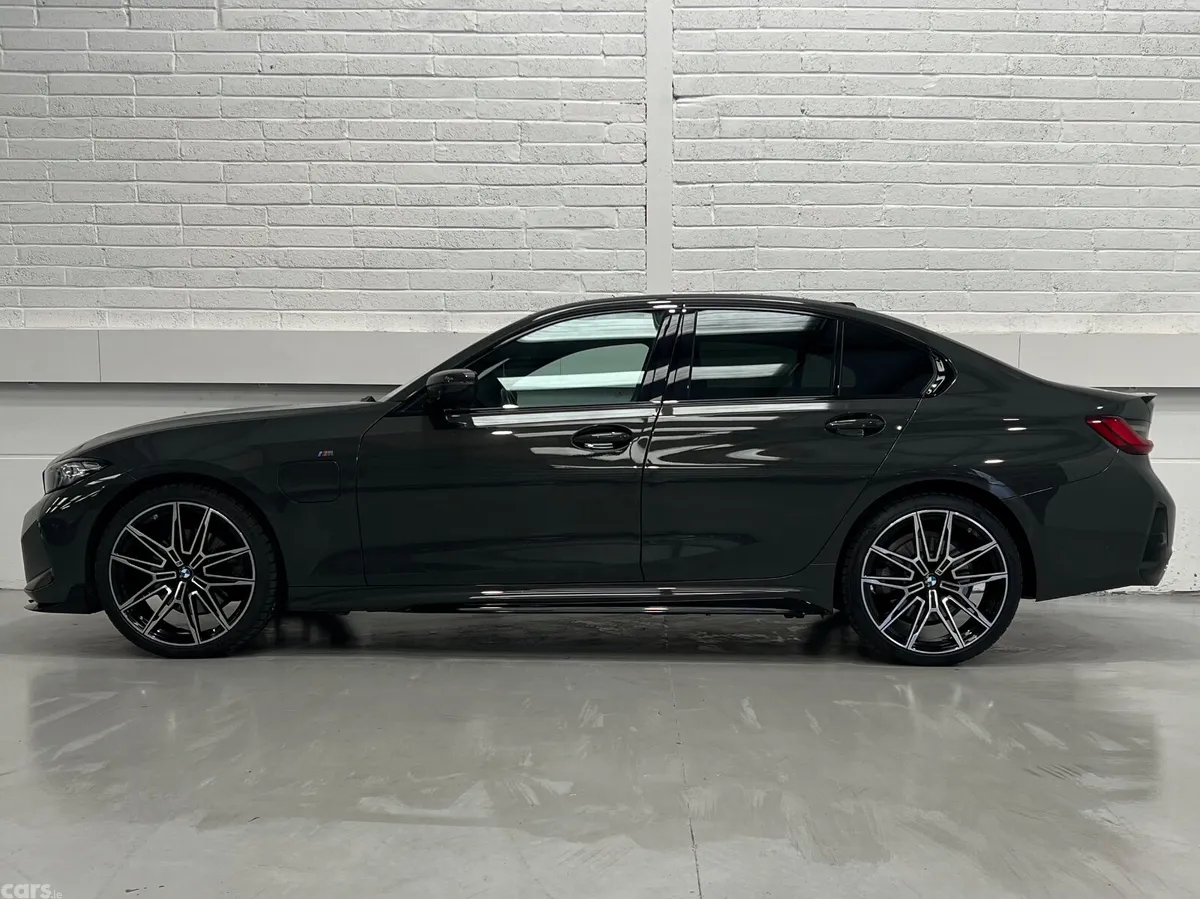 BMW 3-Series Saloon, Petrol Hybrid, 2024, Grey