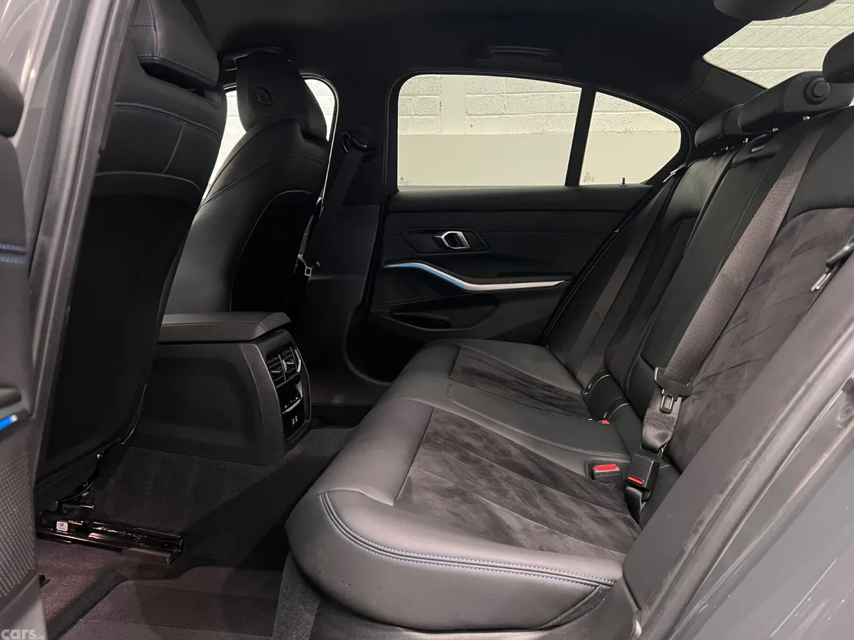 BMW 3-Series Saloon, Petrol Hybrid, 2024, Grey