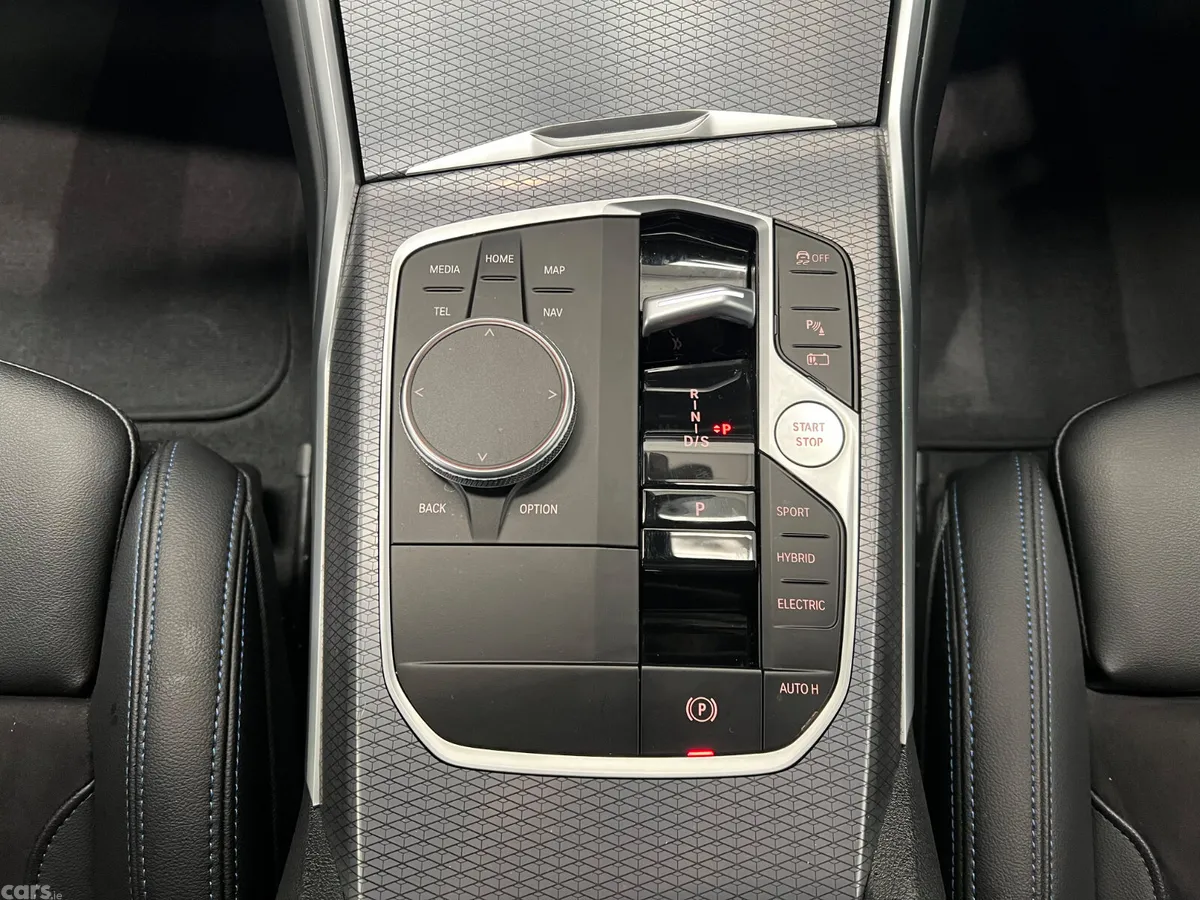 BMW 3-Series Saloon, Petrol Hybrid, 2024, Grey