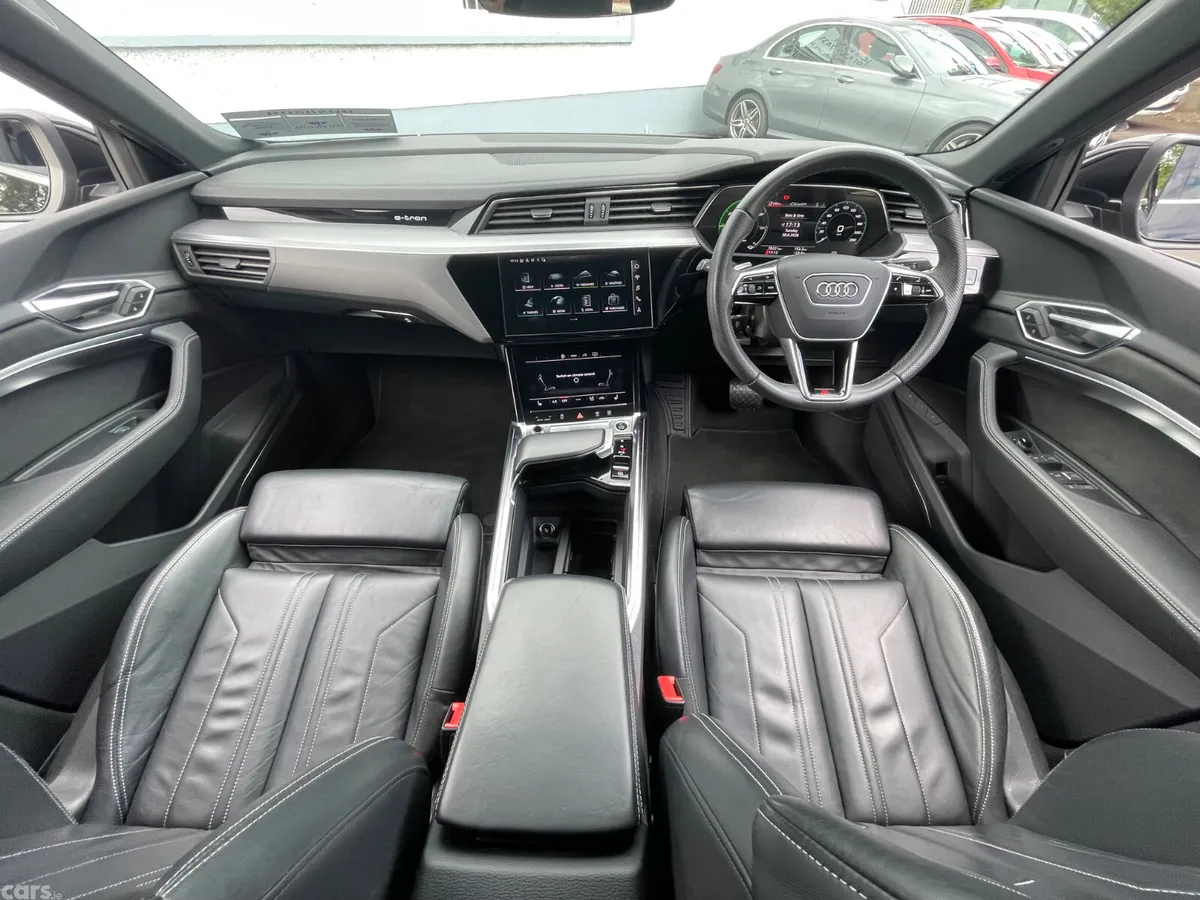 Audi e-tron SUV, Electric, 2023, Black
