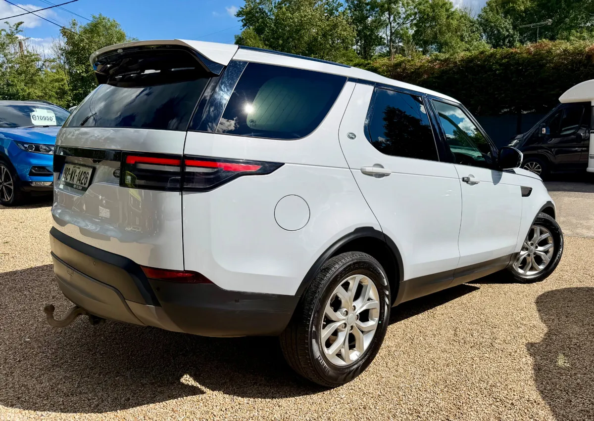 Land Rover Discovery SUV, Diesel, 2019, White