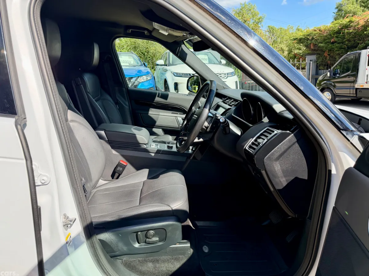 Land Rover Discovery SUV, Diesel, 2019, White